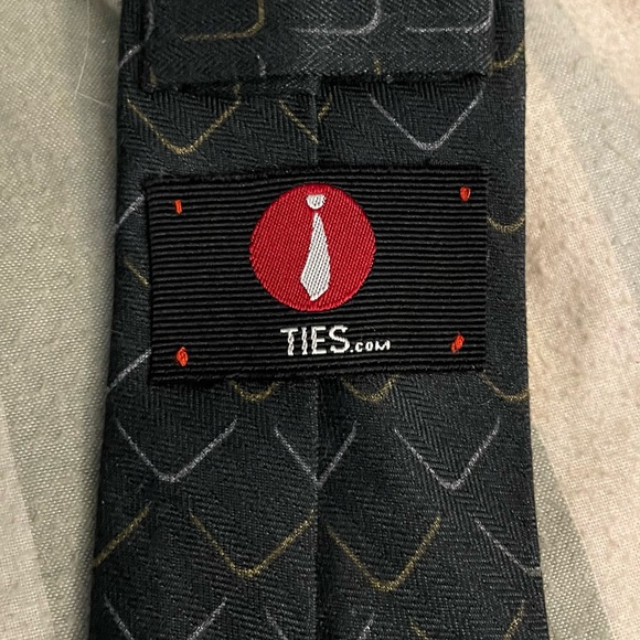 Ties.com necktie - Picture 2 of 3